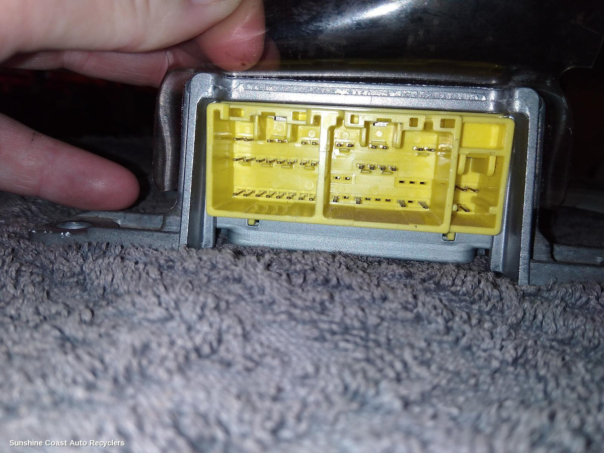 2002-2006 Mitsubishi Pajero Airbag Module Sensor