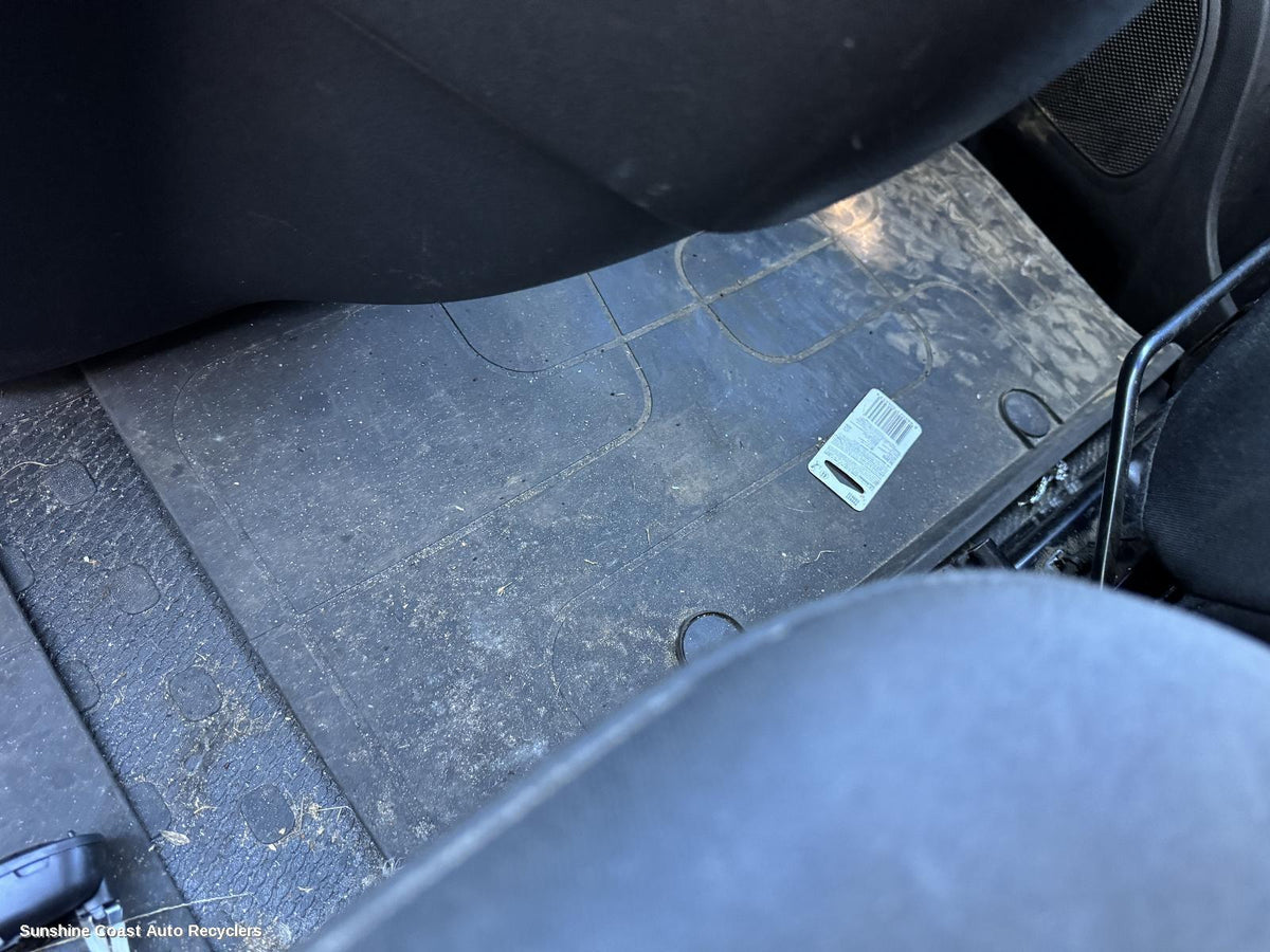 2015-2026 Renault Trafic Floor Mats