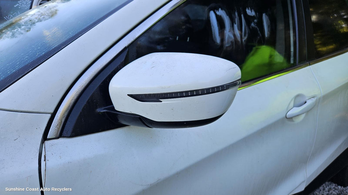 2015-2017 Nissan Qashqai Left Door Mirror