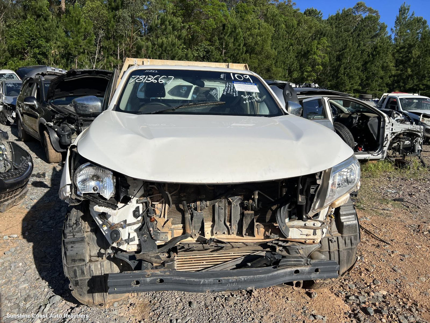 2020 Nissan Navara Pwr Dr Wind Switch