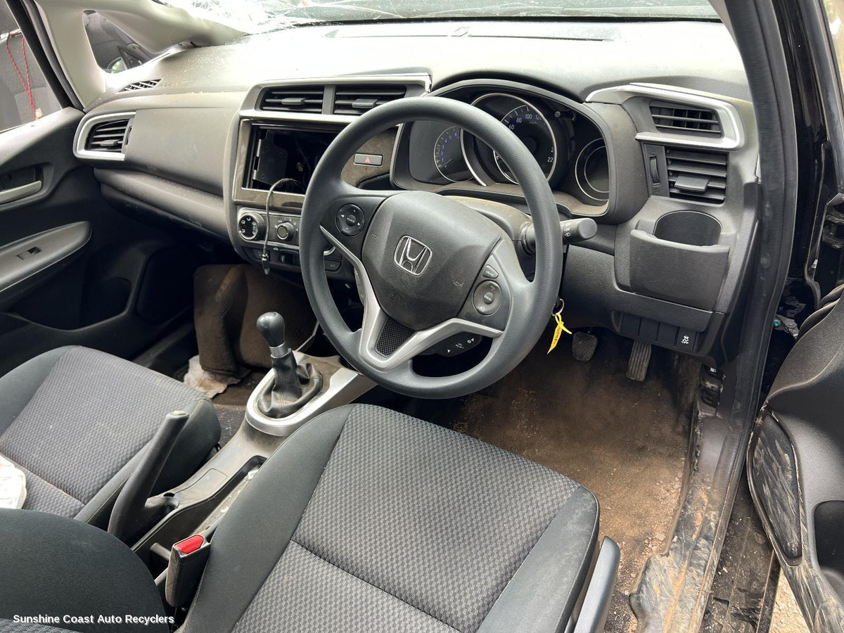 2014-2020 Honda Jazz Headrest