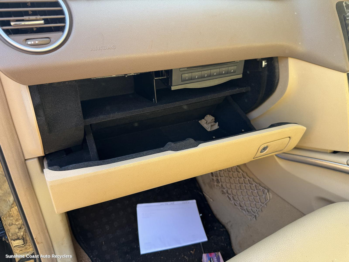 2005-2011 Mercedes M Class Glove Box