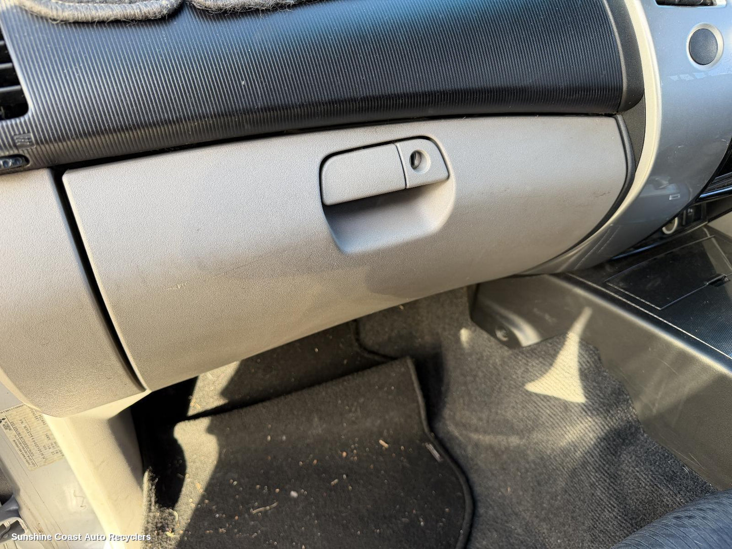2009-2015 Mitsubishi Challenger Glove Box