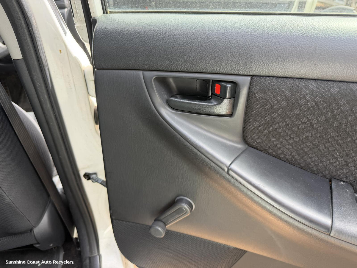 2001-2007 Toyota Corolla Door Handle