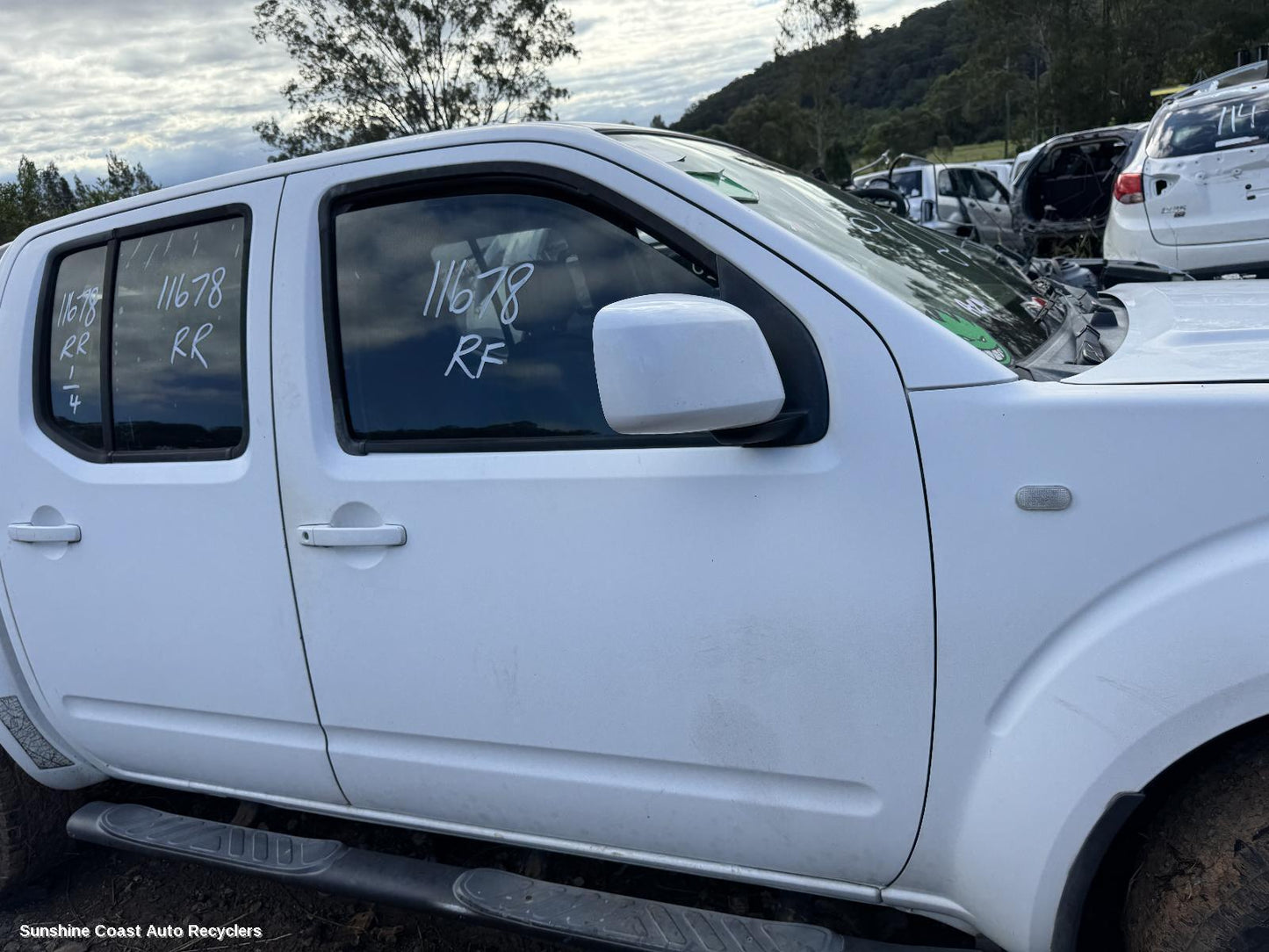 2008-2015 Nissan Navara Right Front Door