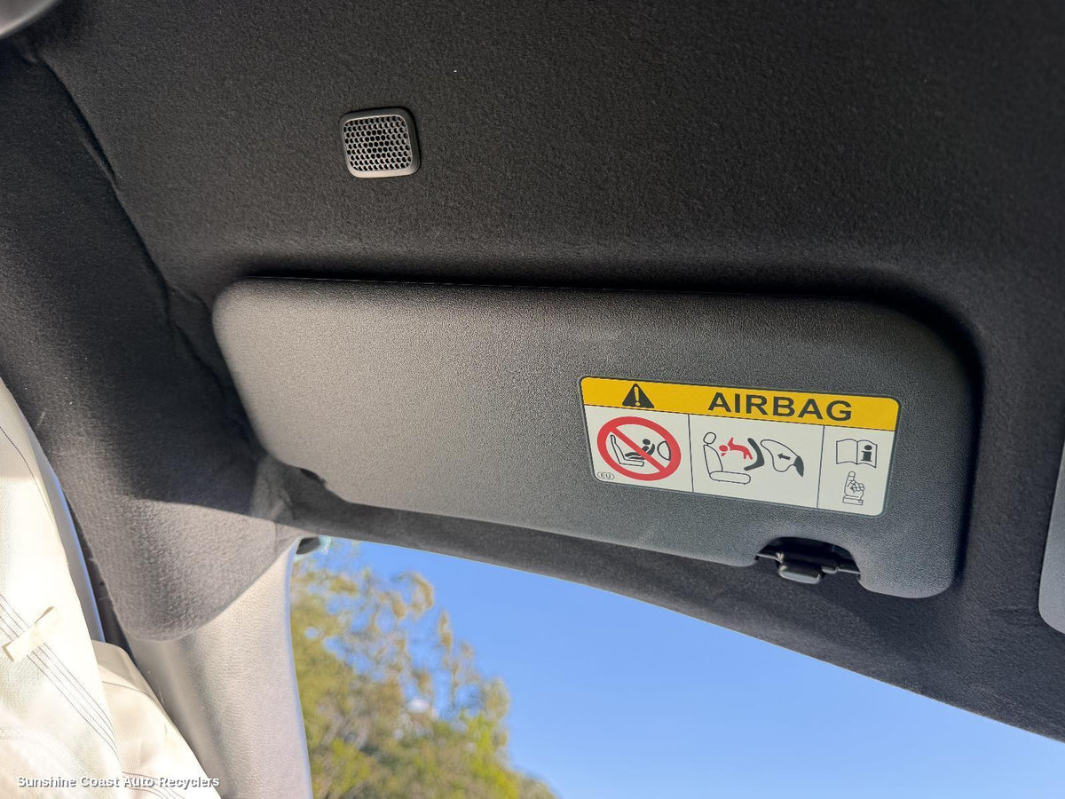 2022-2026 Toyota Corolla Cross Sunvisor