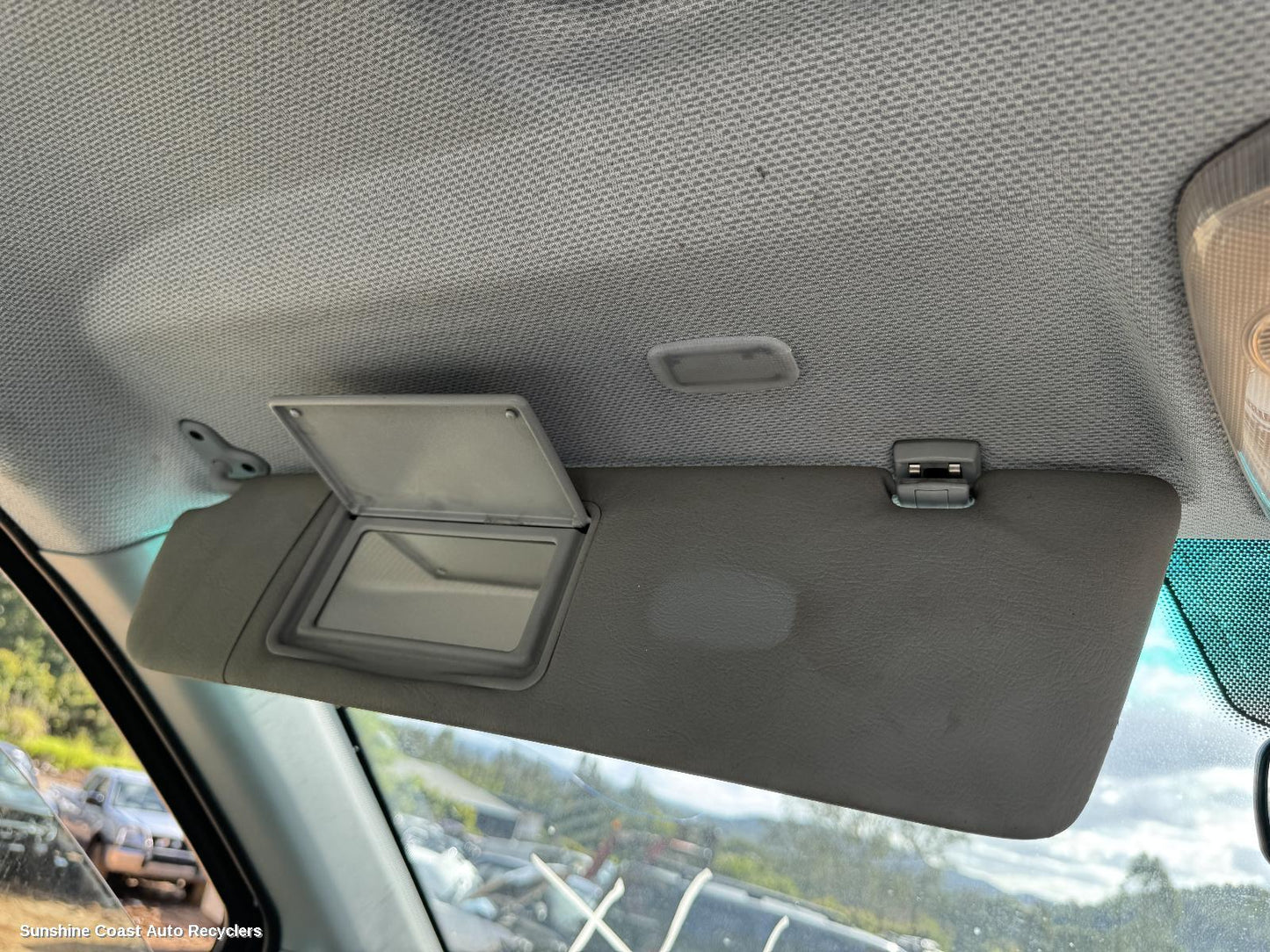 2013 Mercedes Vito Sunvisor