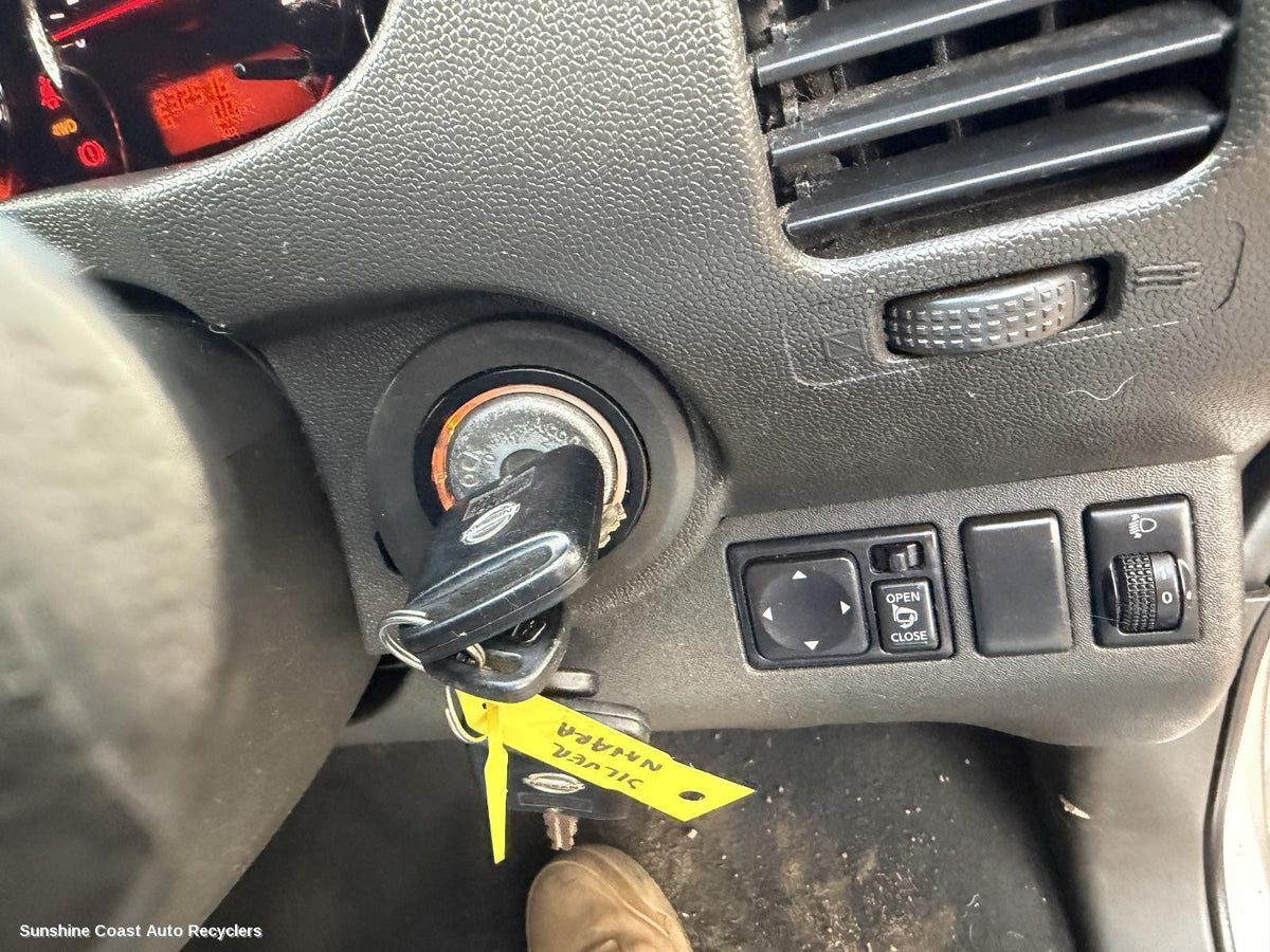 2010-2015 Nissan Navara Ignition W  Key