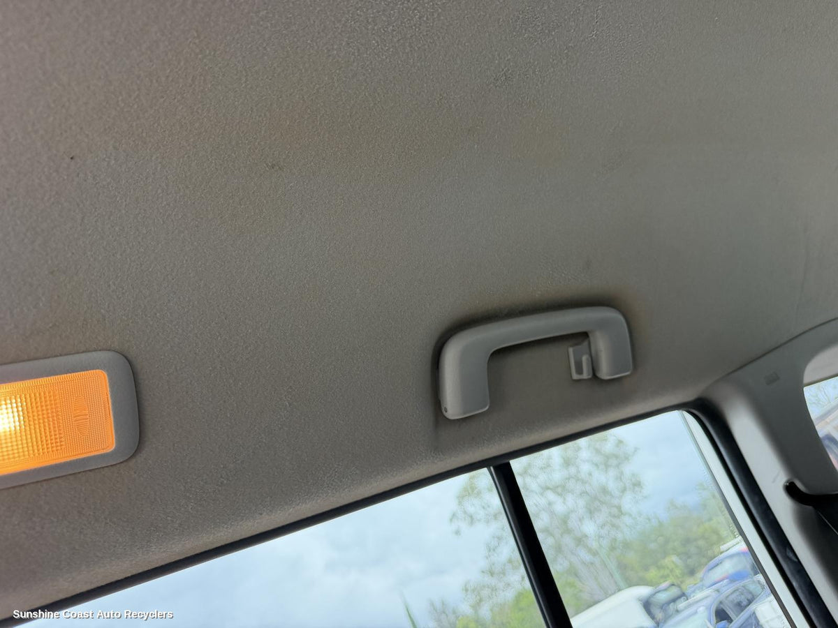 2006-2014 Mitsubishi Pajero Grab Handle