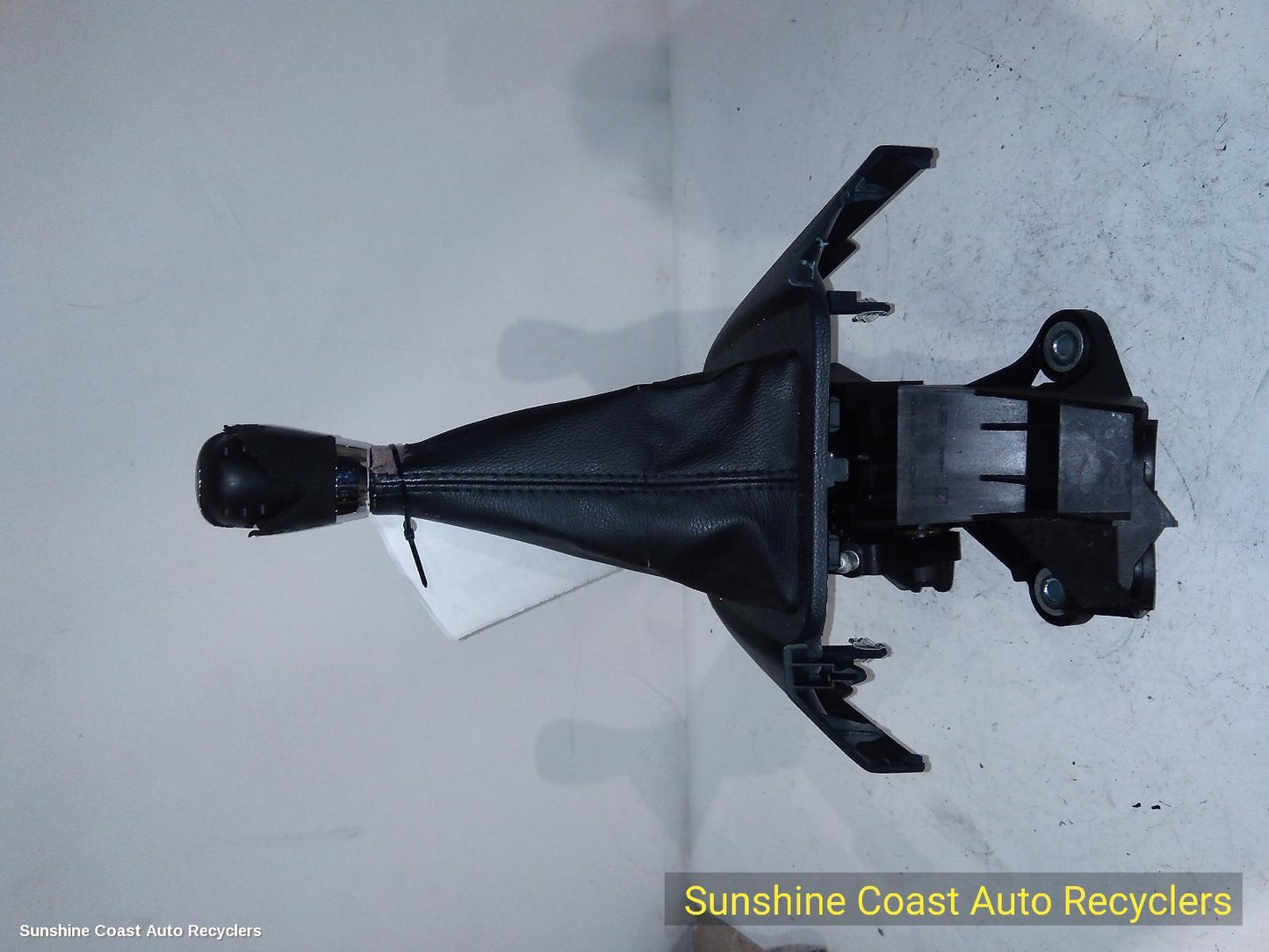 2012 Ford Fiesta Gear Stick Shifter