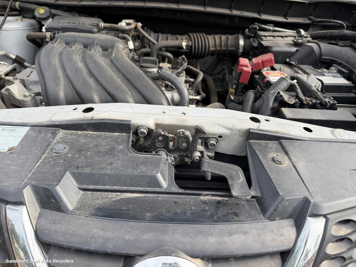 2010-2019 Nissan Juke Bonnet Lock Support