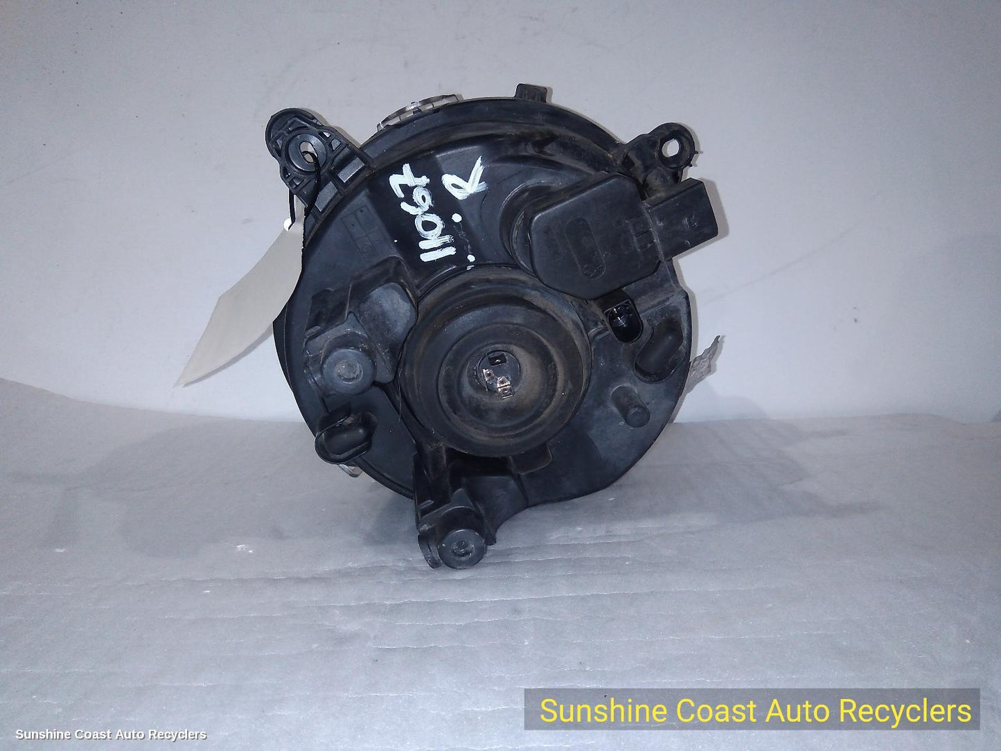 2013 Jeep Patriot Right Headlamp