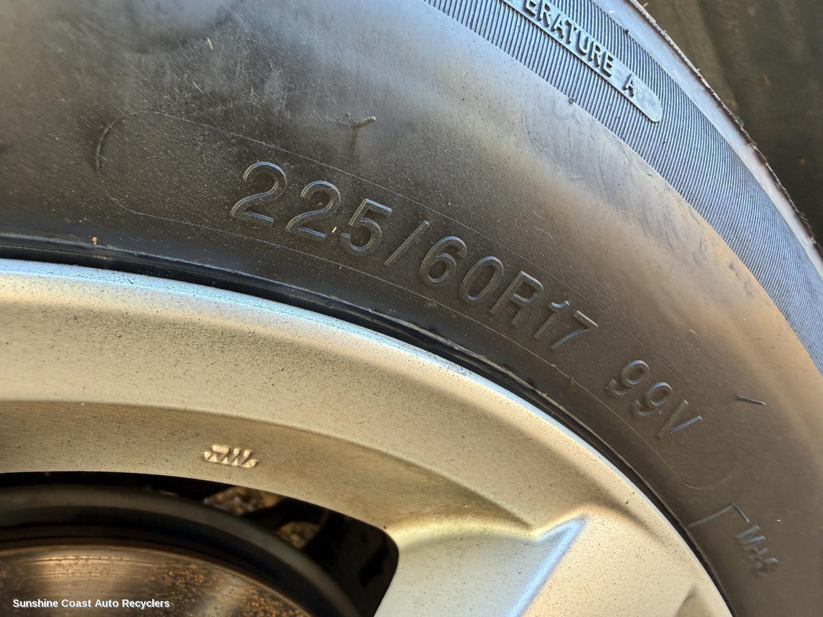 2007-2014 Nissan Xtrail Tyre