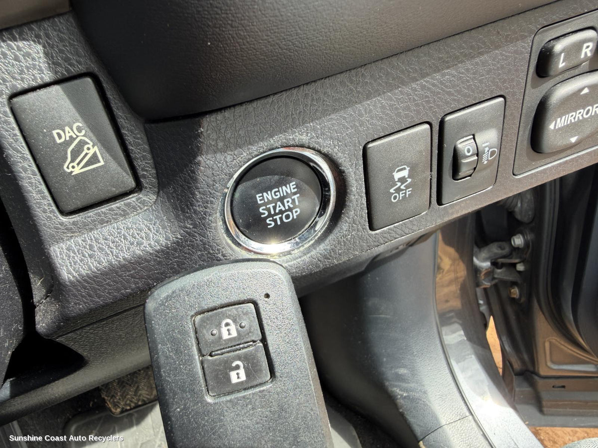 2012-2018 Toyota Rav4 Ignition W  Key