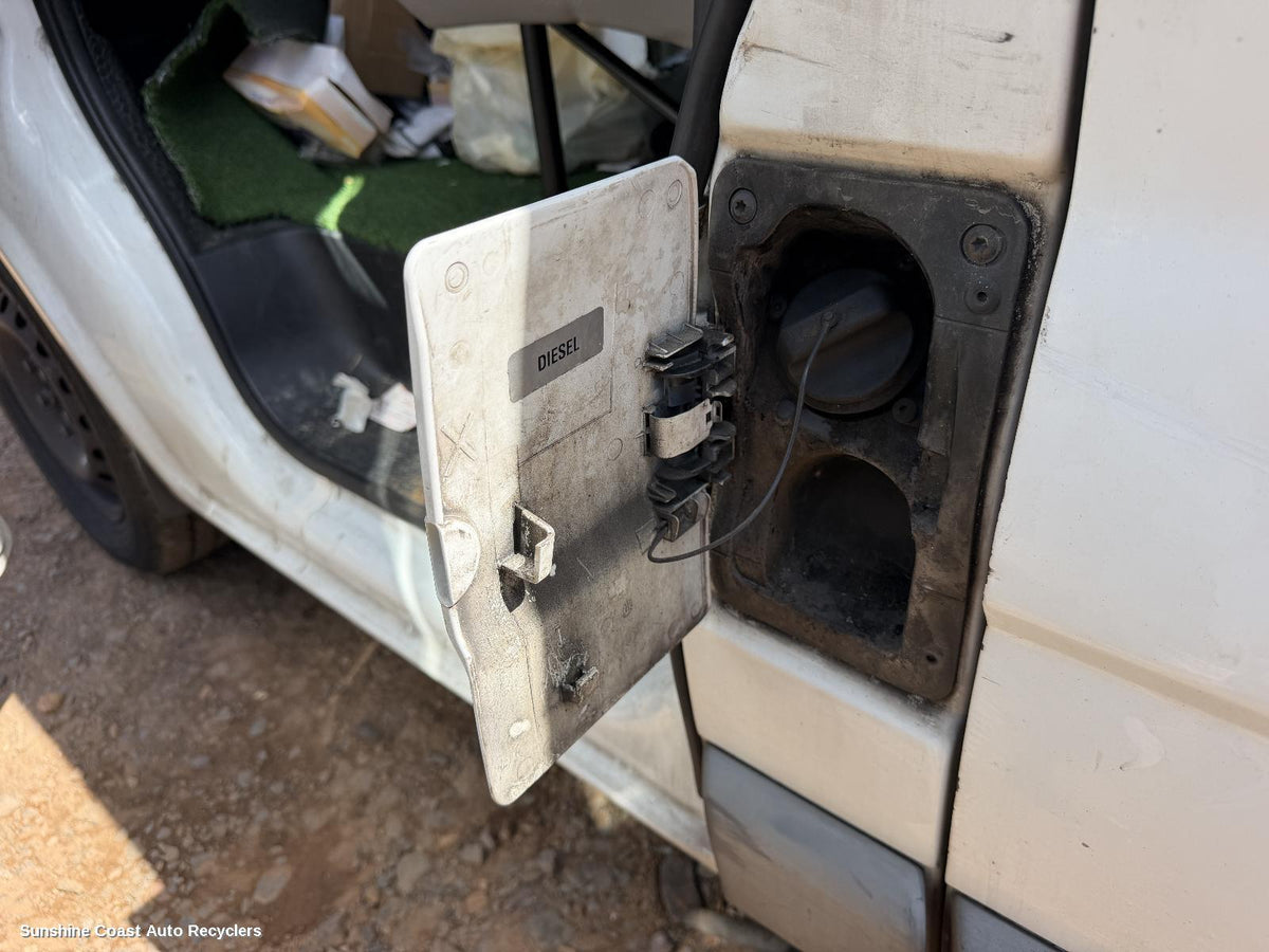 2004-2014 Renault Trafic Fuel Door   Filler