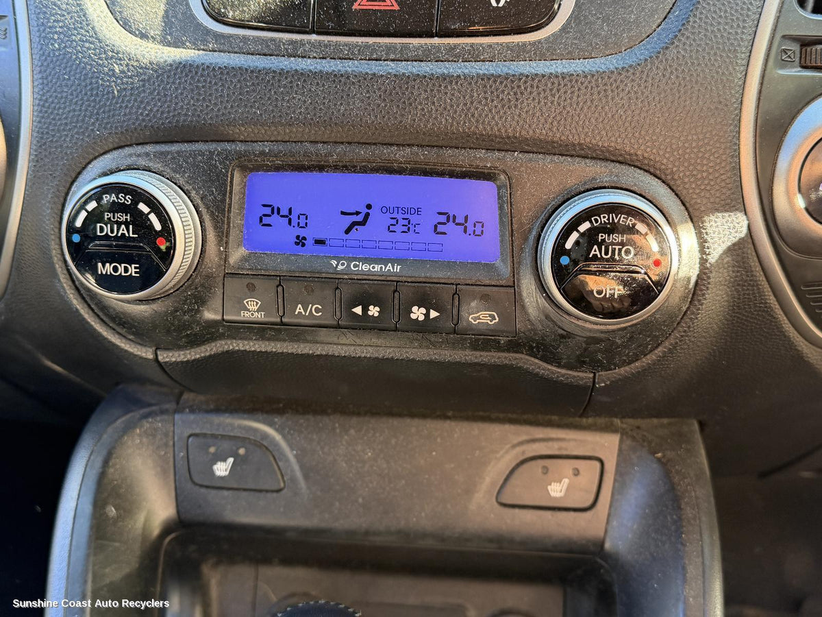 2009-2016 Hyundai Ix35 Heater Ac Controls