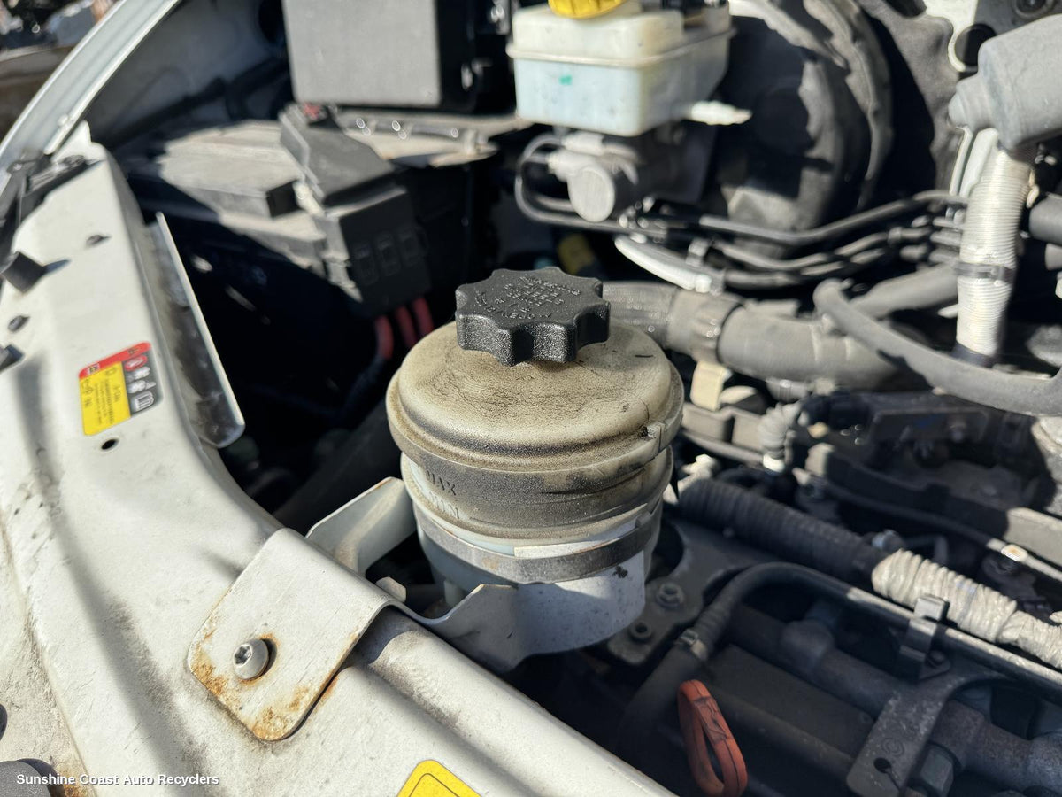 2013-2023 Ldv V80 P S Reservoir