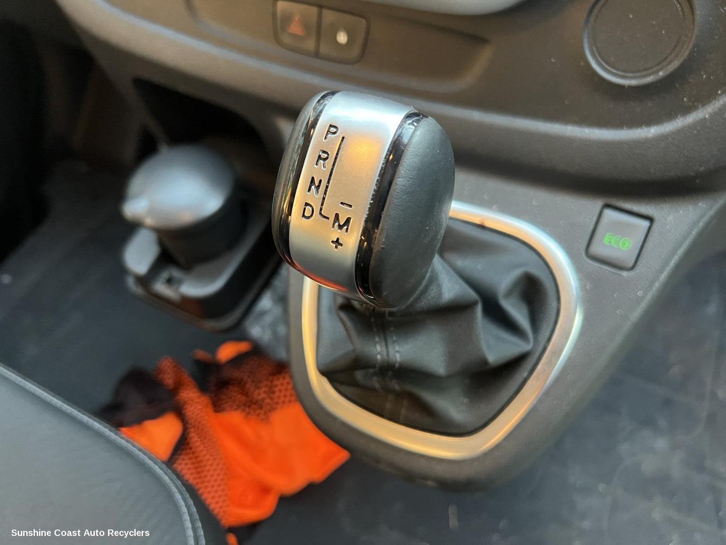 2022 Renault Trafic Gear Stick Shifter