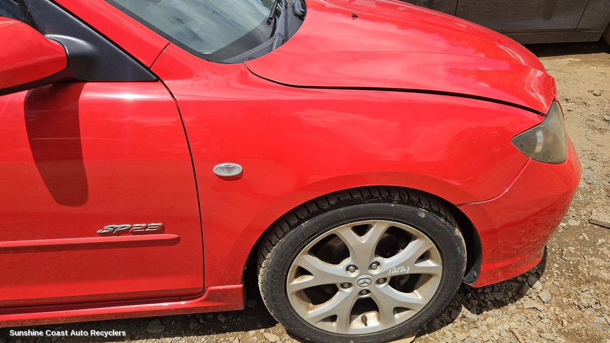 2003-2009 Mazda 3 Right Guard