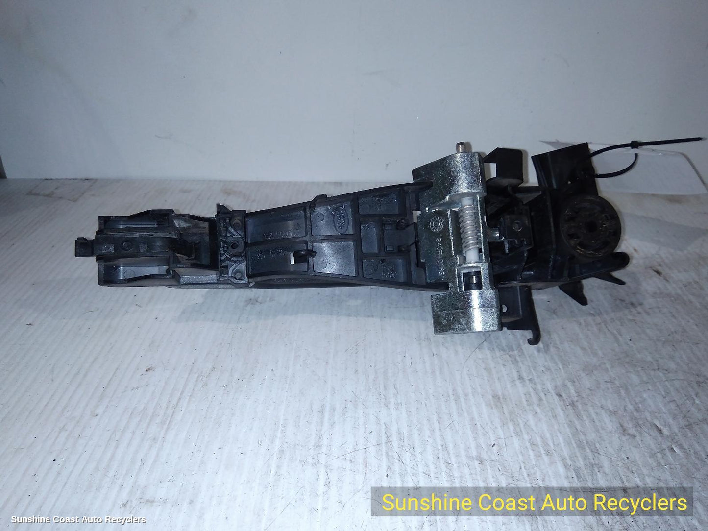 2011 Land Rover Freelander Door Handle
