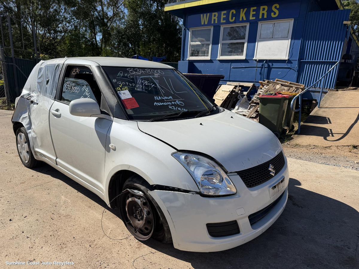 2007-2011 Suzuki Swift Right Guard