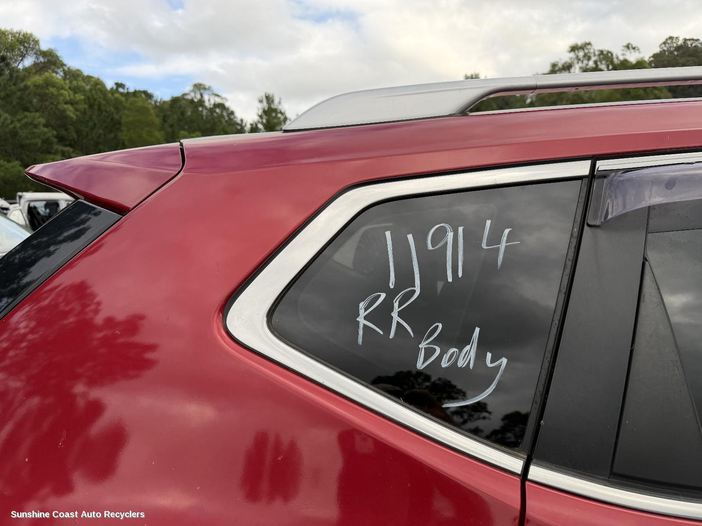 2019 Nissan Xtrail Right Rear Side Glass
