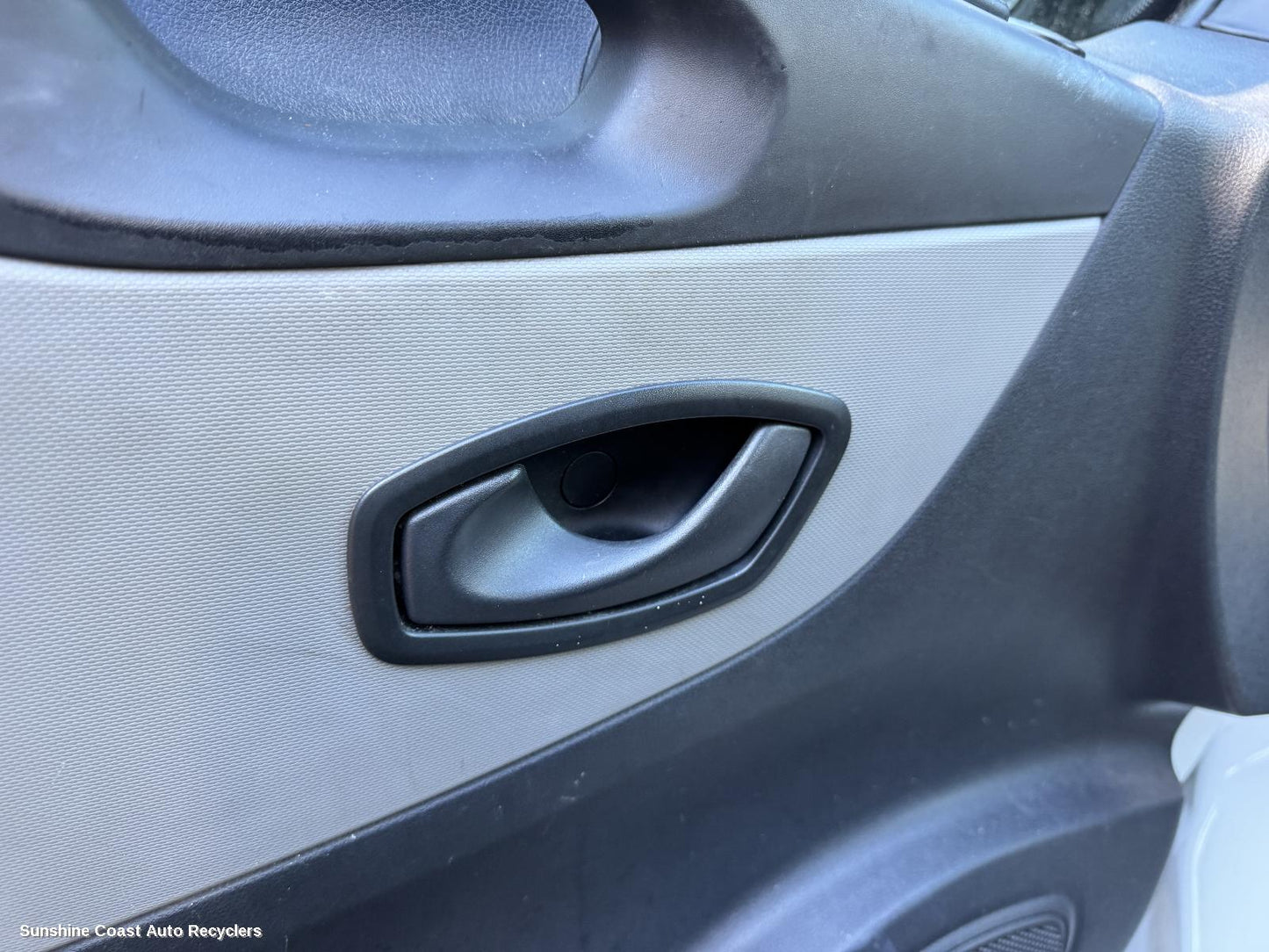 2015-2026 Renault Trafic Door Handle