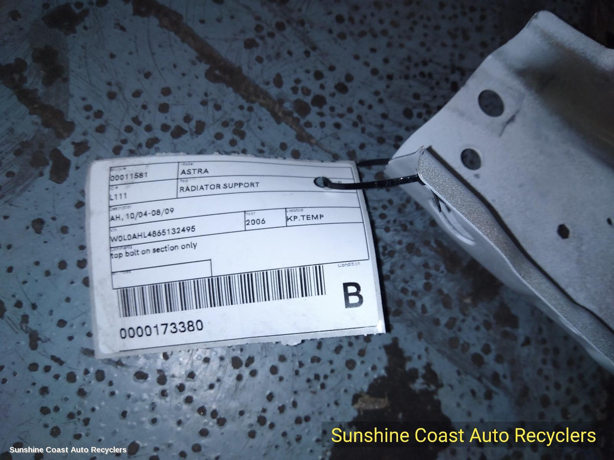 2004-2009 Holden Astra Radiator Support