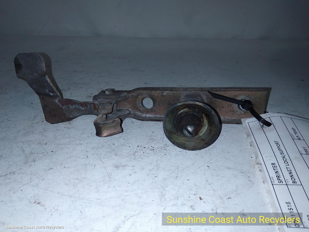 1998-2006 Mercedes Sprinter Bonnet Lock Support