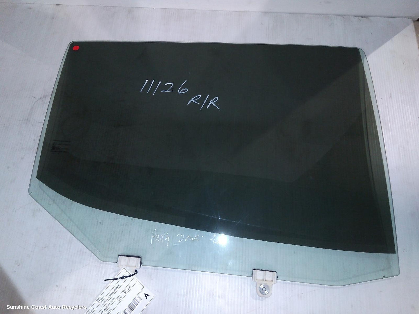 2022 Mitsubishi Triton Right Rear Door Window