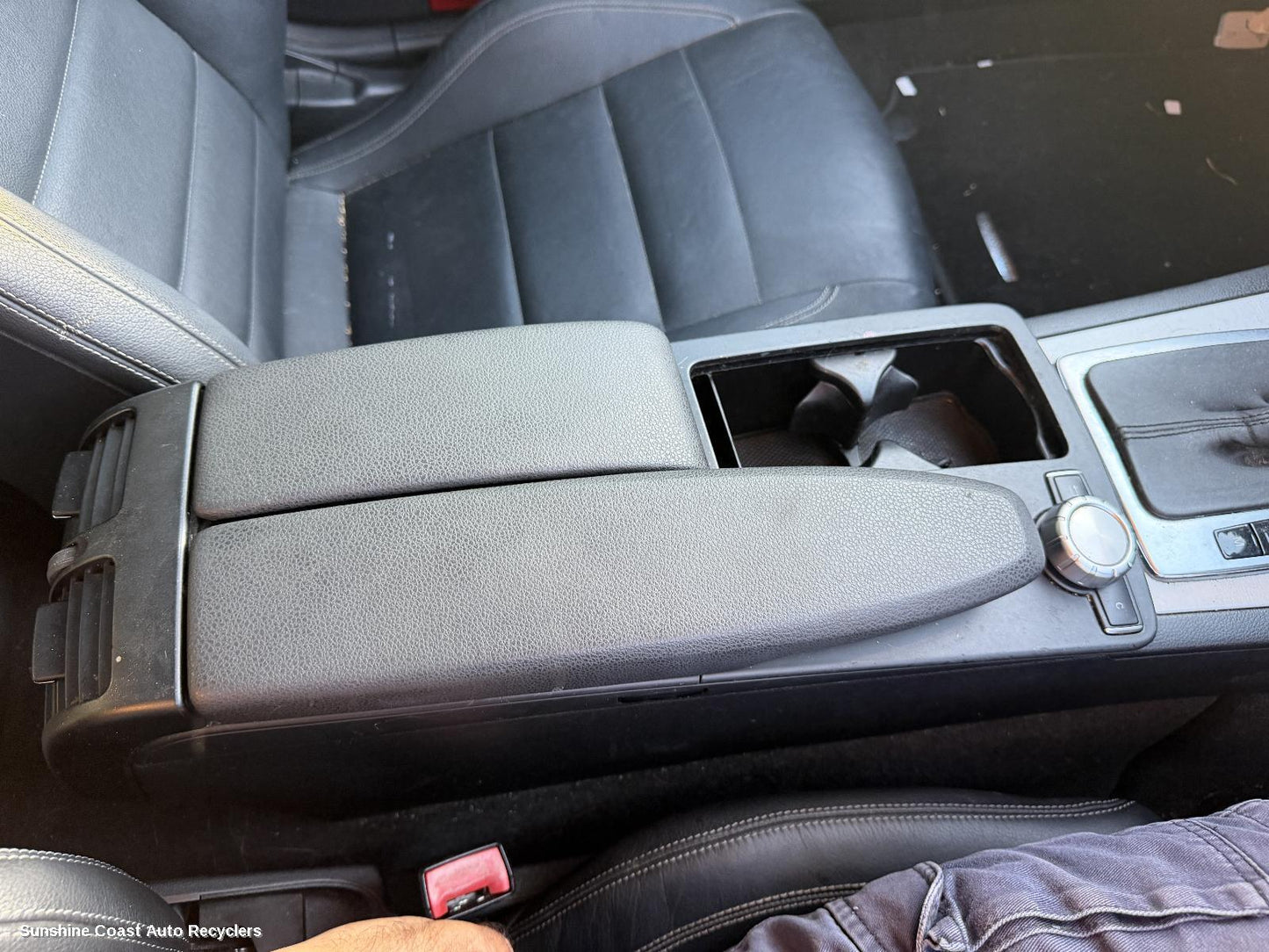2007-2015 Mercedes C Class Console