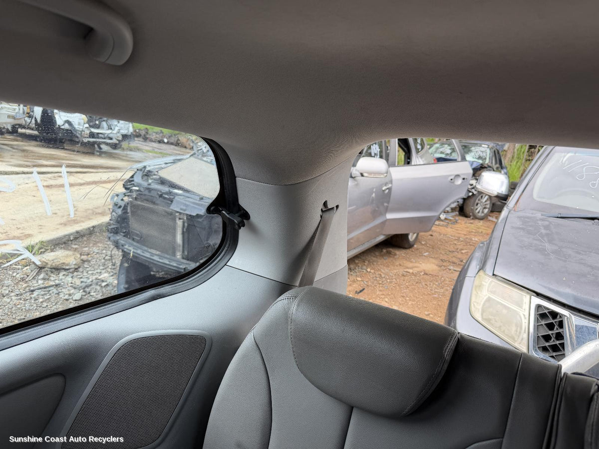 2005-2014 Kia Carnival/grand Carnival Headrest