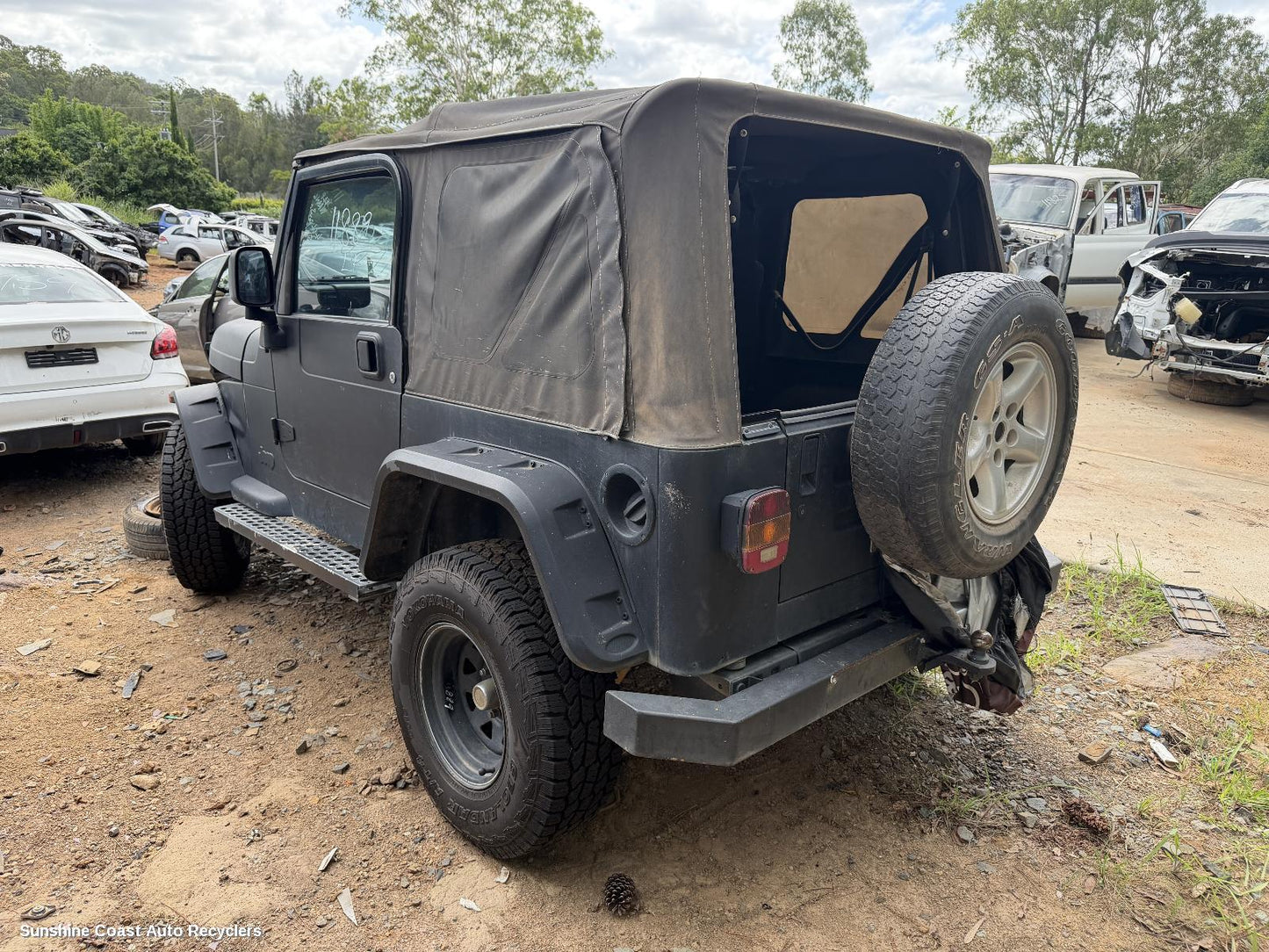 2003 Jeep Wrangler Left Front Lower Control Arm