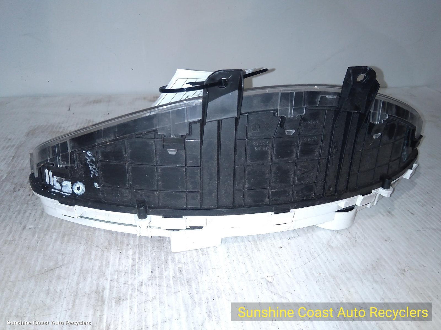 2008 Holden Commodore Instrument Cluster