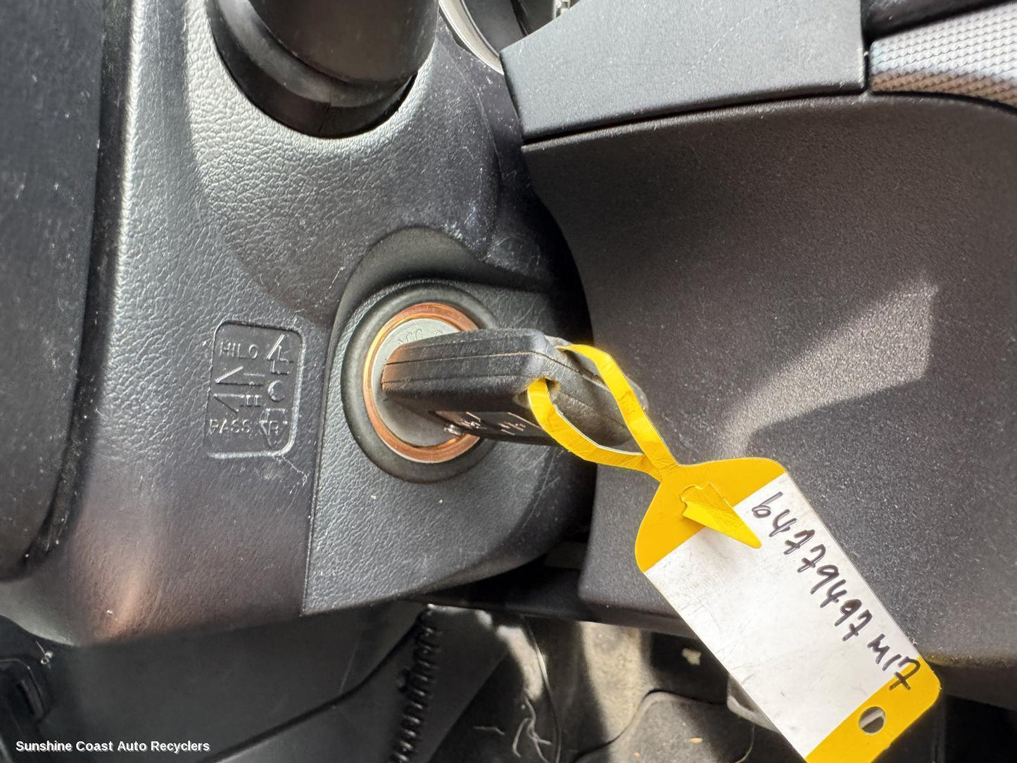 2006-2021 Mitsubishi Pajero Ignition W  Key