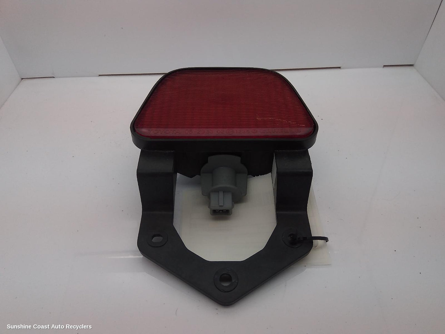 1998-2001 Toyota Corolla High Level Stoplight