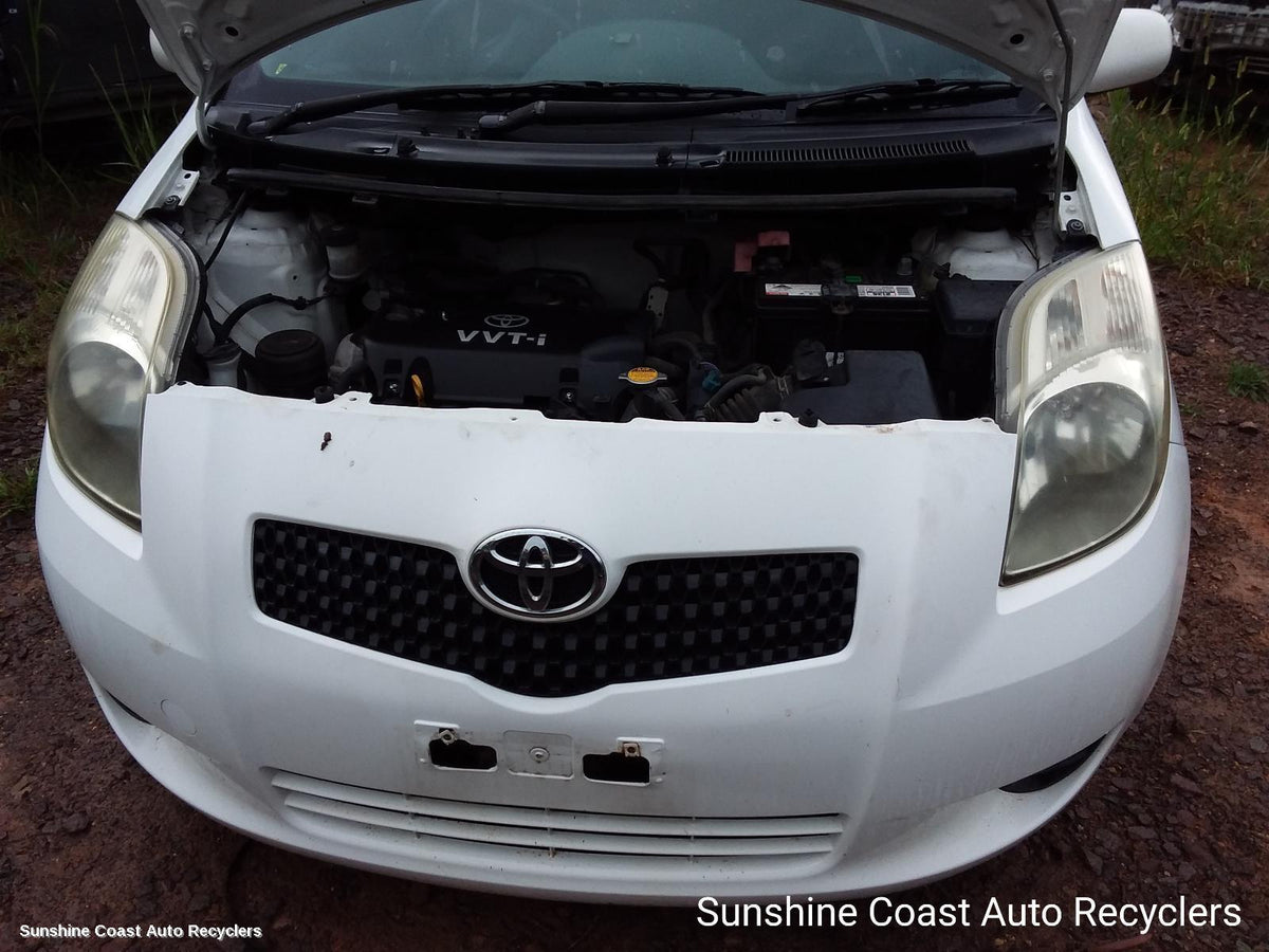 2005-2011 Toyota Yaris Bonnet Lock Support