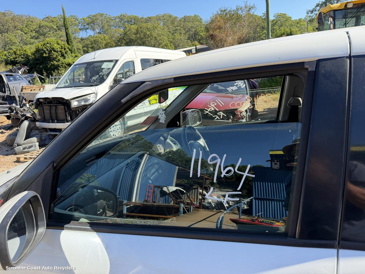 2004-2011 Suzuki Swift Left Front Door Window
