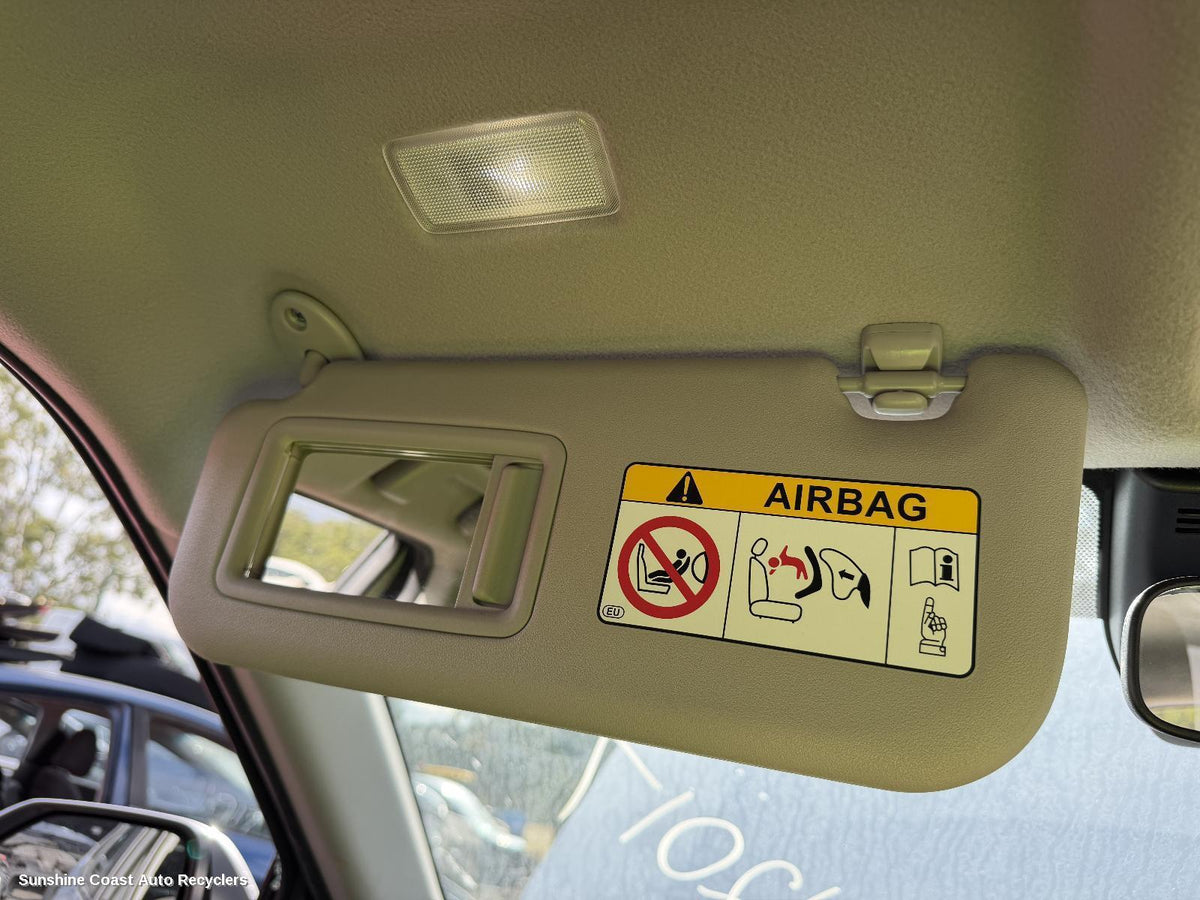 2020-2026 Toyota Yaris Cross Sunvisor