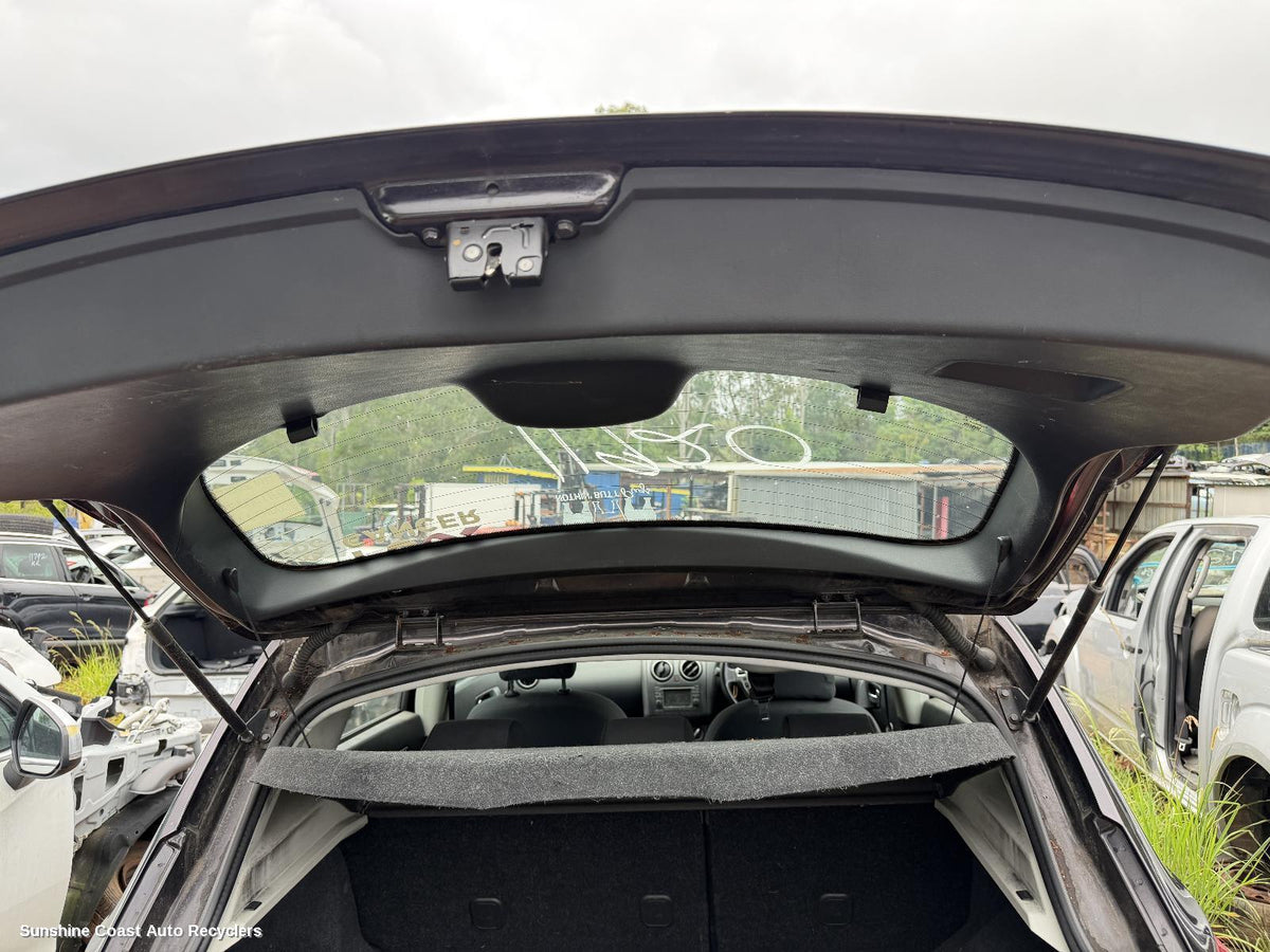 2007-2014 Nissan Dualis Parcel Shelf Cargo Blind
