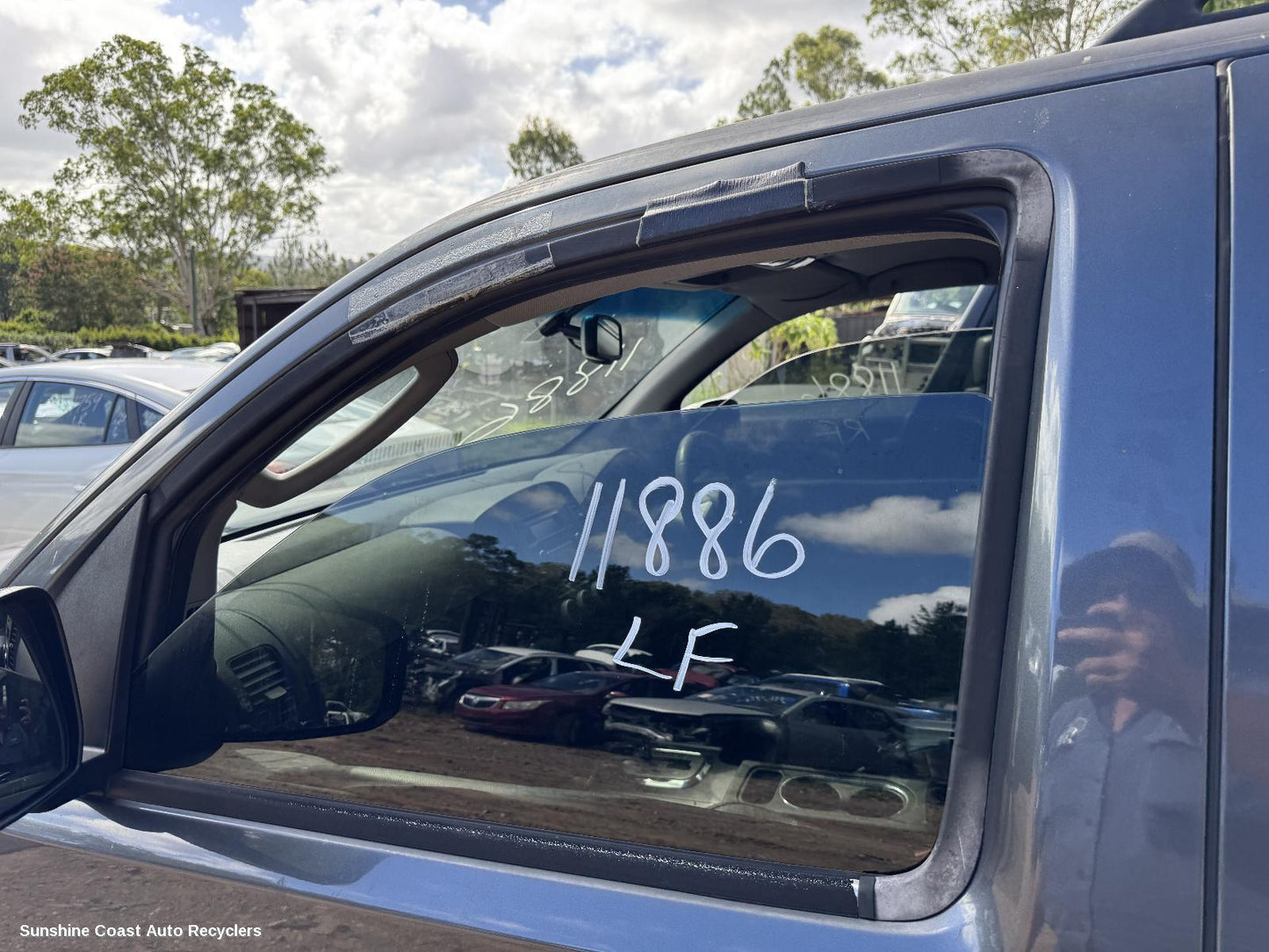 2012 Nissan Pathfinder Left Front Door Window