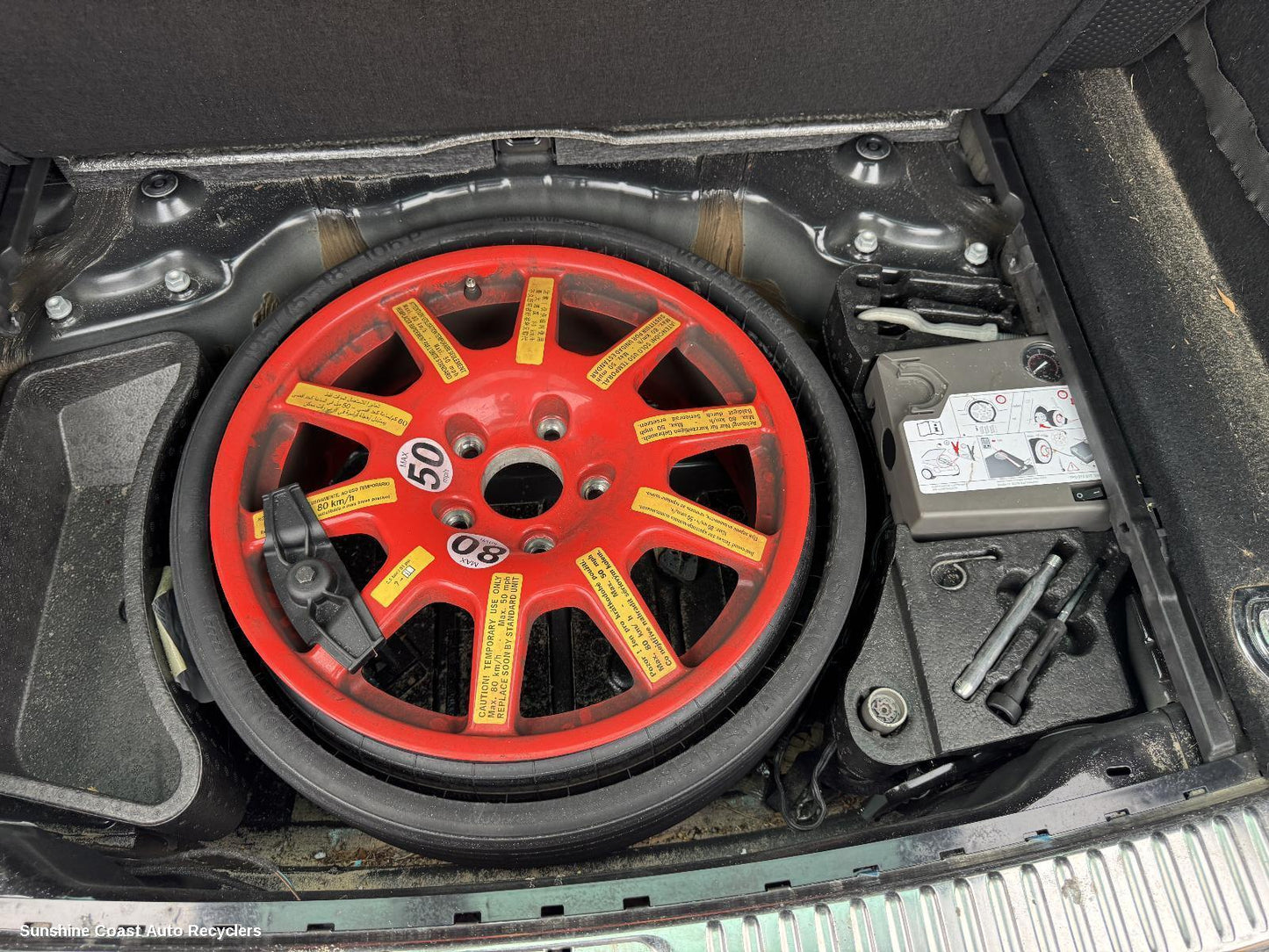 2016 Volkswagen Touareg Jack Tool Kit