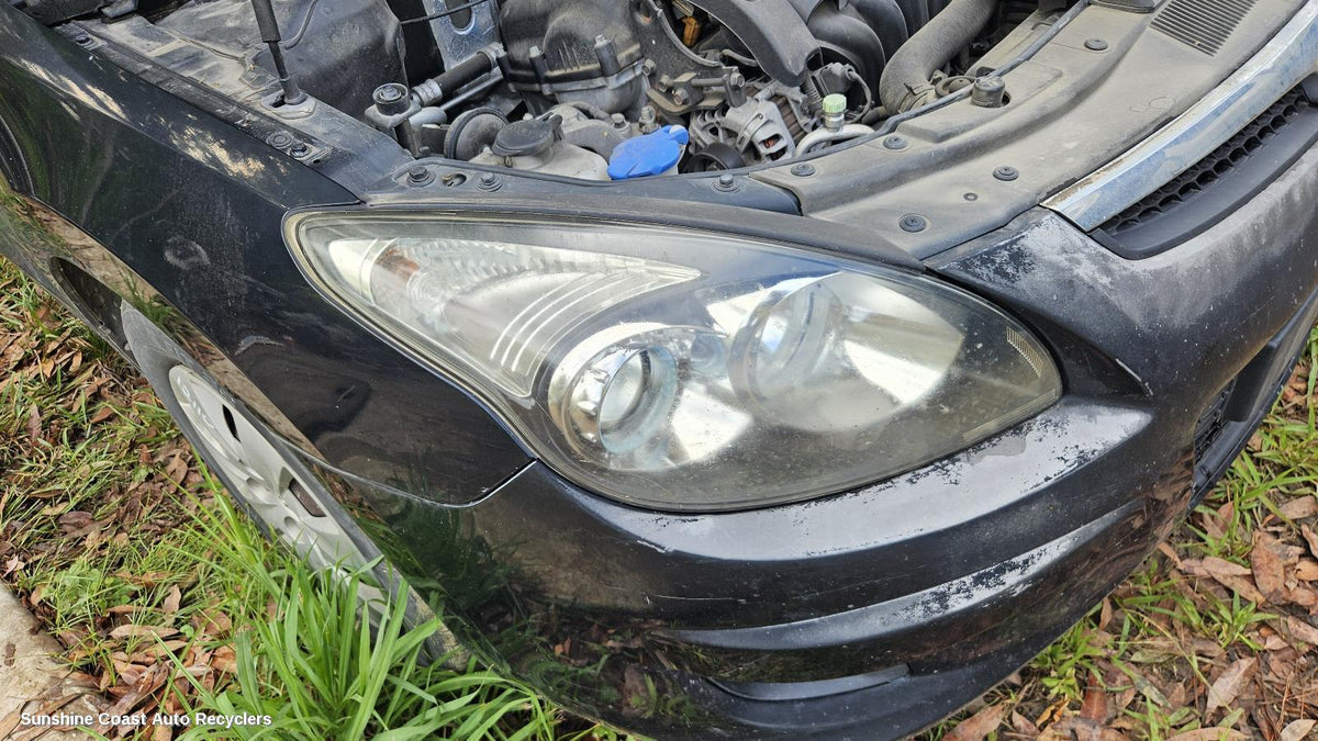 2008-2012 Hyundai I30 Right Headlamp