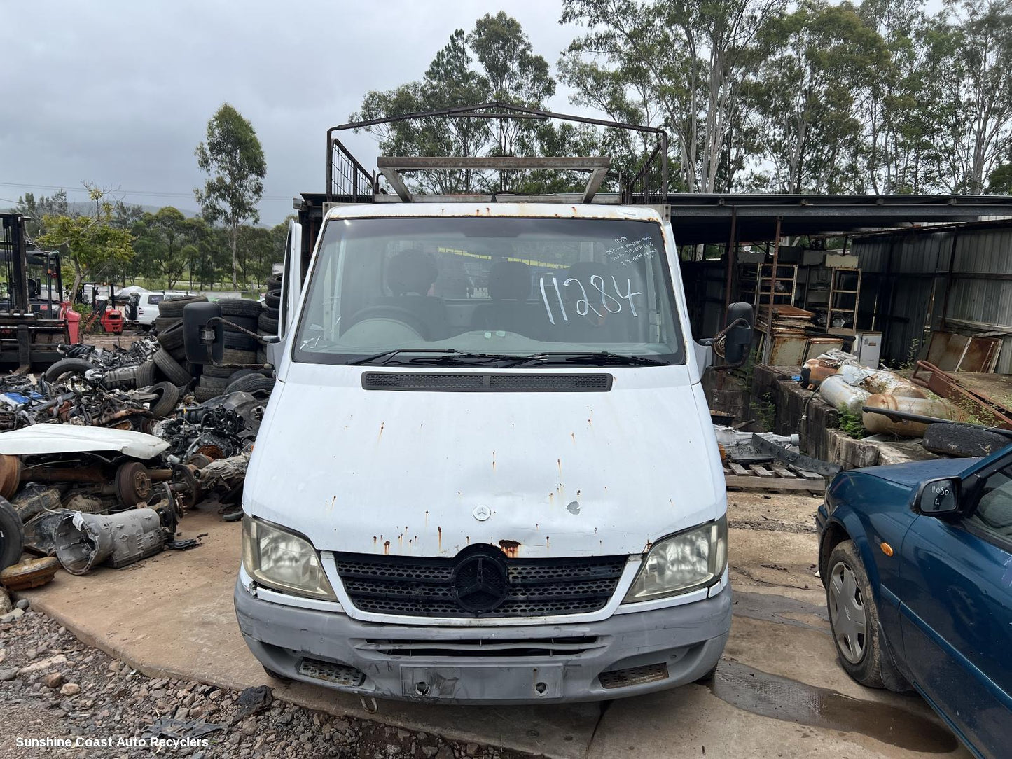 1998-2006 Mercedes Sprinter Axle