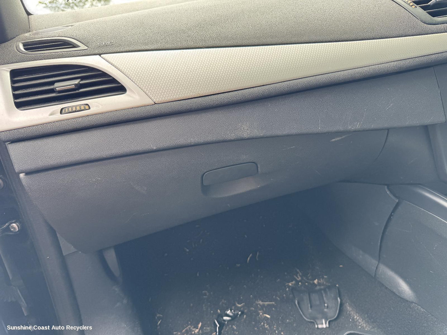 2011 Renault Megane Glove Box