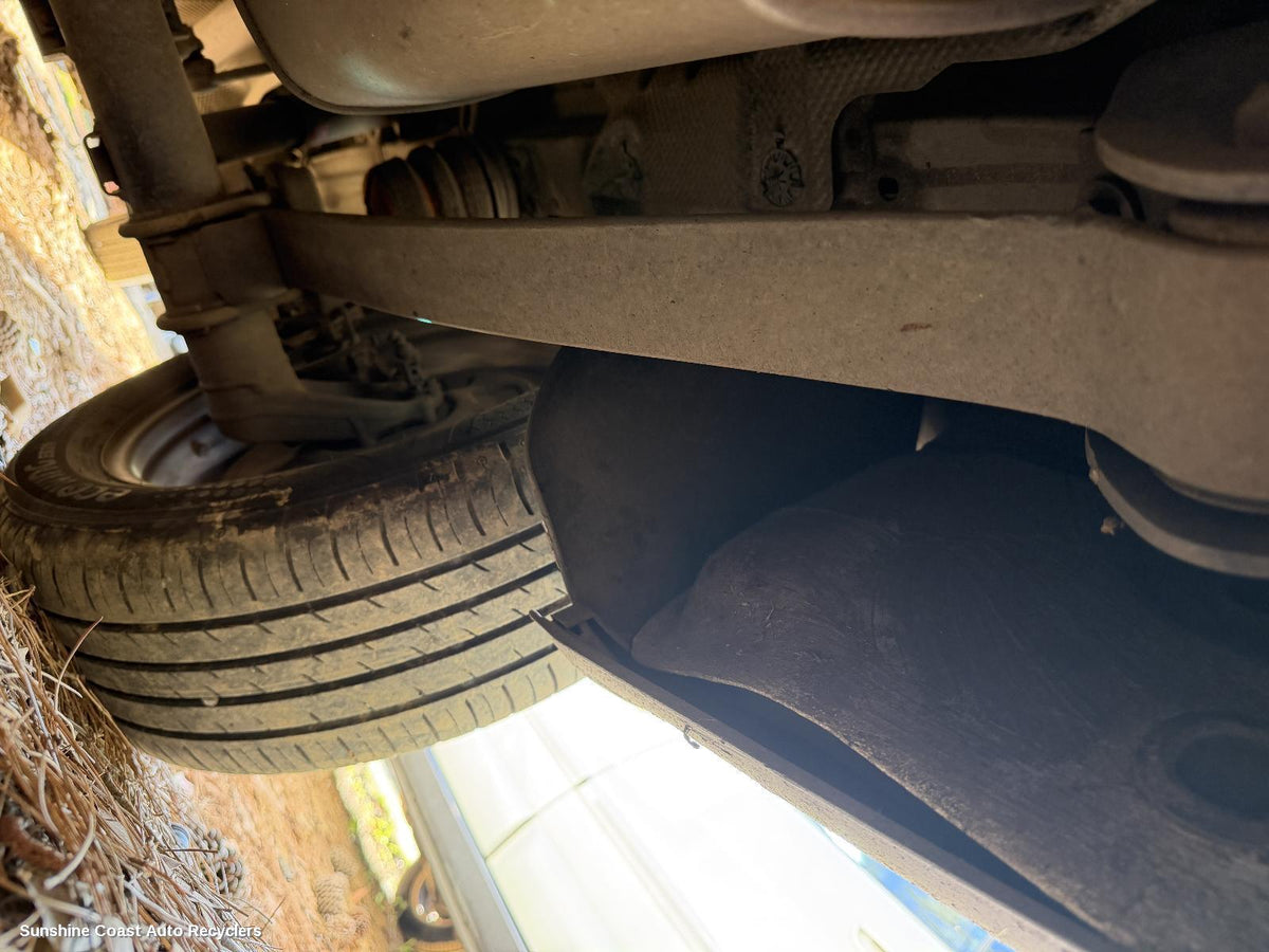 2008-2015 Volkswagen Caddy Shock Absorber