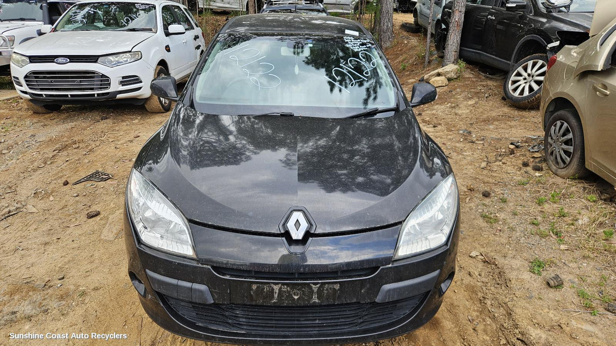 2010-2016 Renault Megane Bonnet