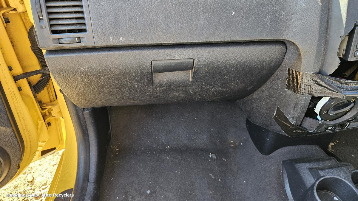 2002-2005 Hyundai Getz Glove Box