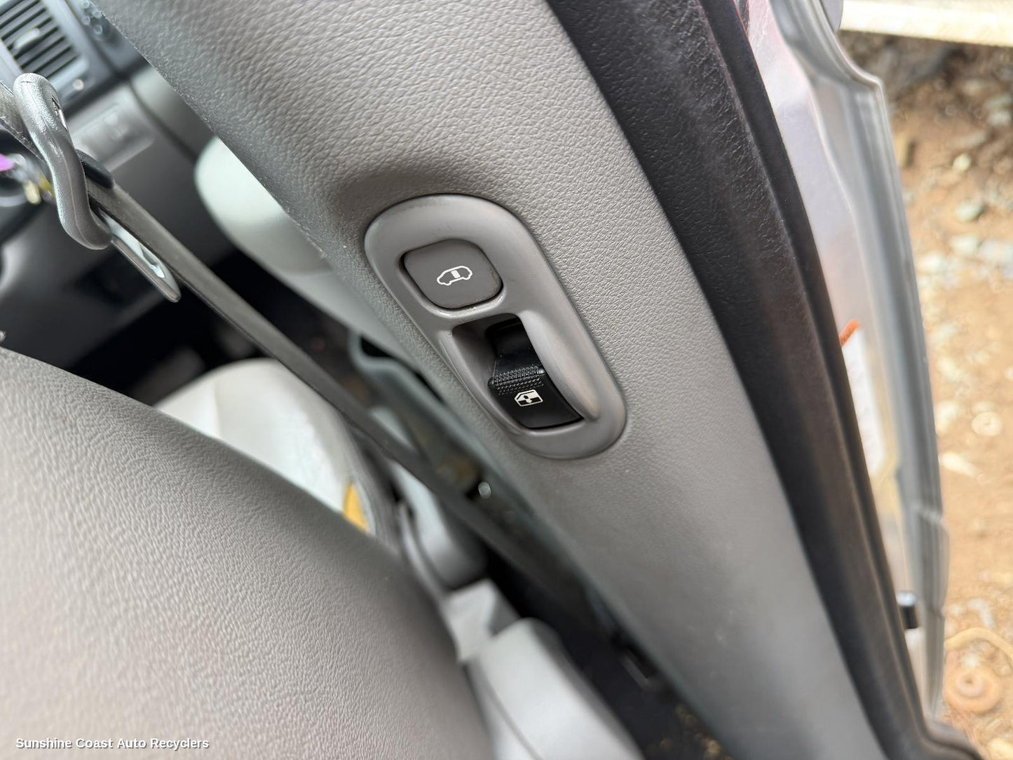 2005-2014 Kia Carnival/grand Carnival Pwr Dr Wind Switch