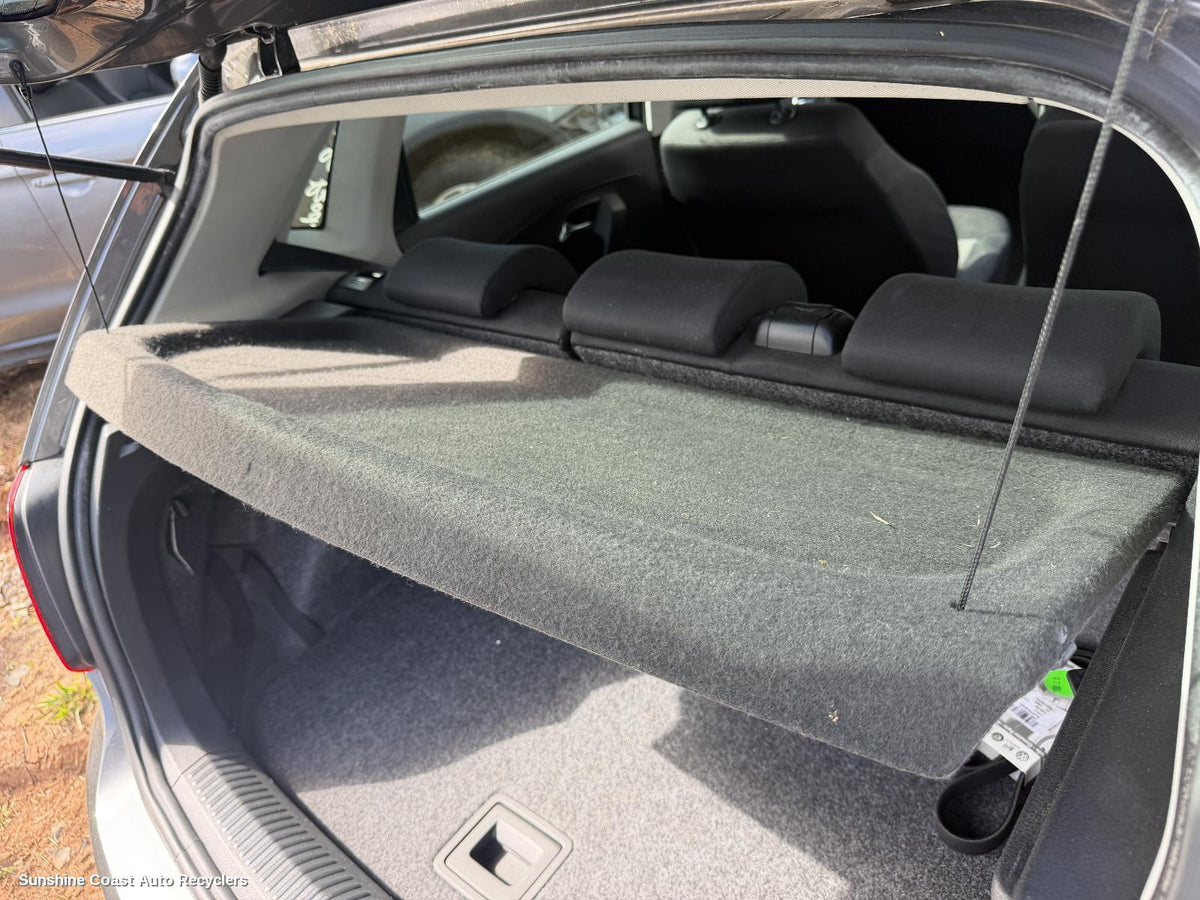2010-2017 Volkswagen Polo Parcel Shelf Cargo Blind